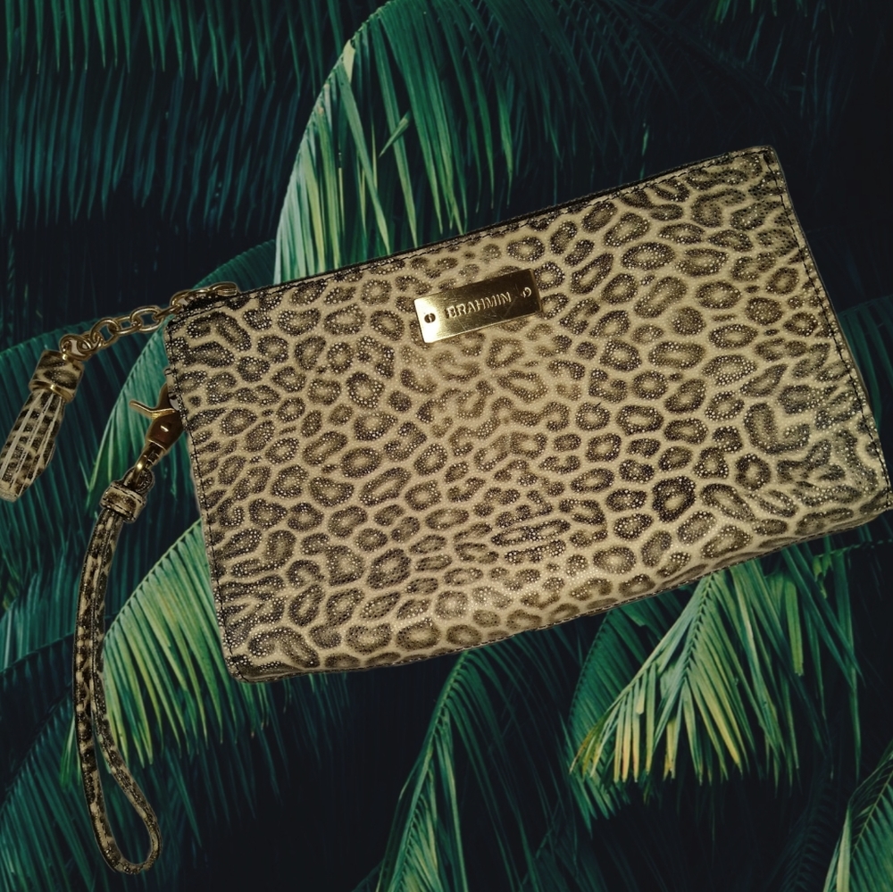 Brahmin Wristlet/cosmetic purse NWOT